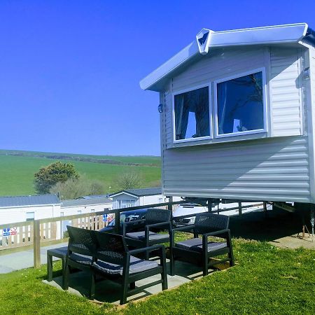 4 Berth Couples And Family Caravan In Beautiful Newquay Bay Resort Экстерьер фото