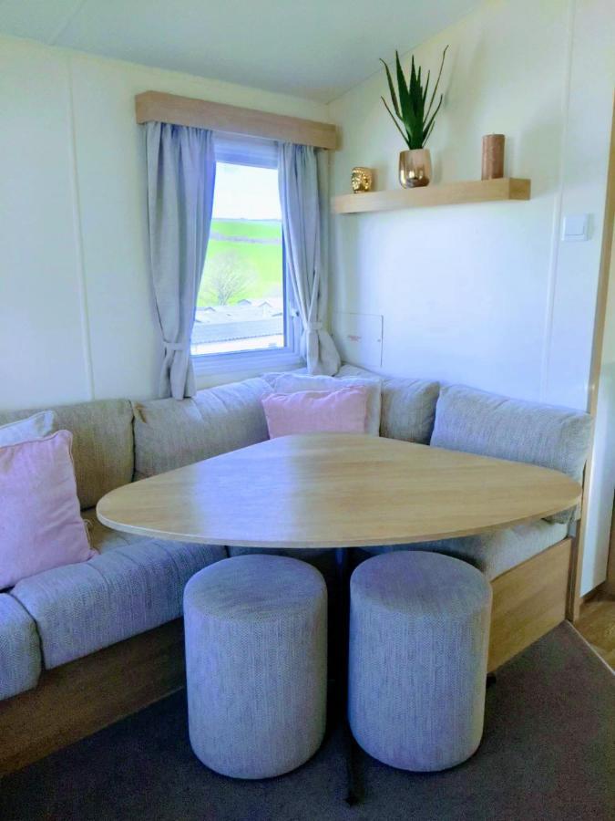 4 Berth Couples And Family Caravan In Beautiful Newquay Bay Resort Экстерьер фото